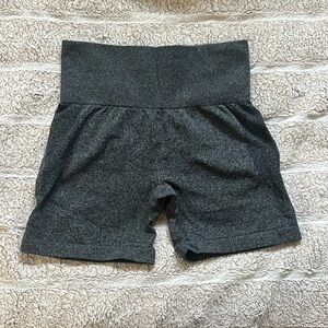 Yeoreo gym shorts